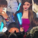 薛之谦演唱会惊现大瓜（三年的感情输给了米勒）