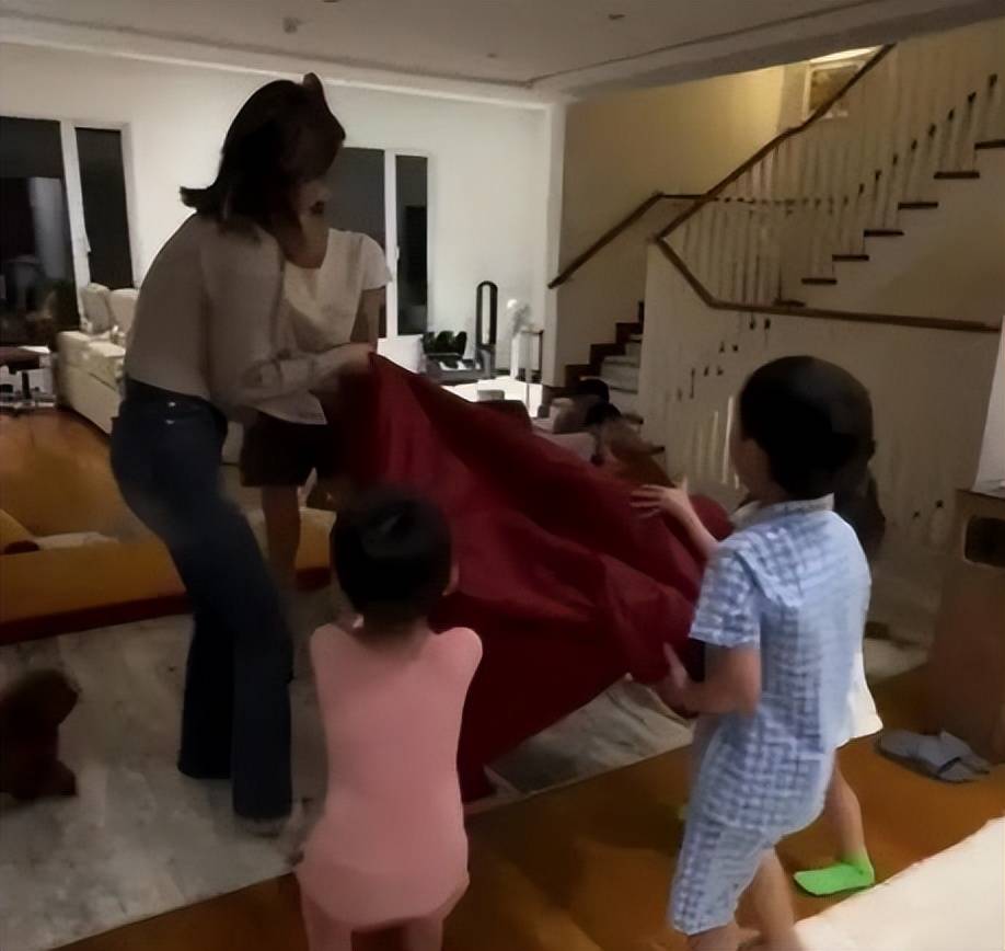 67岁香港富商与网红婚外情九年女方五年生了四胎原配毫不知情