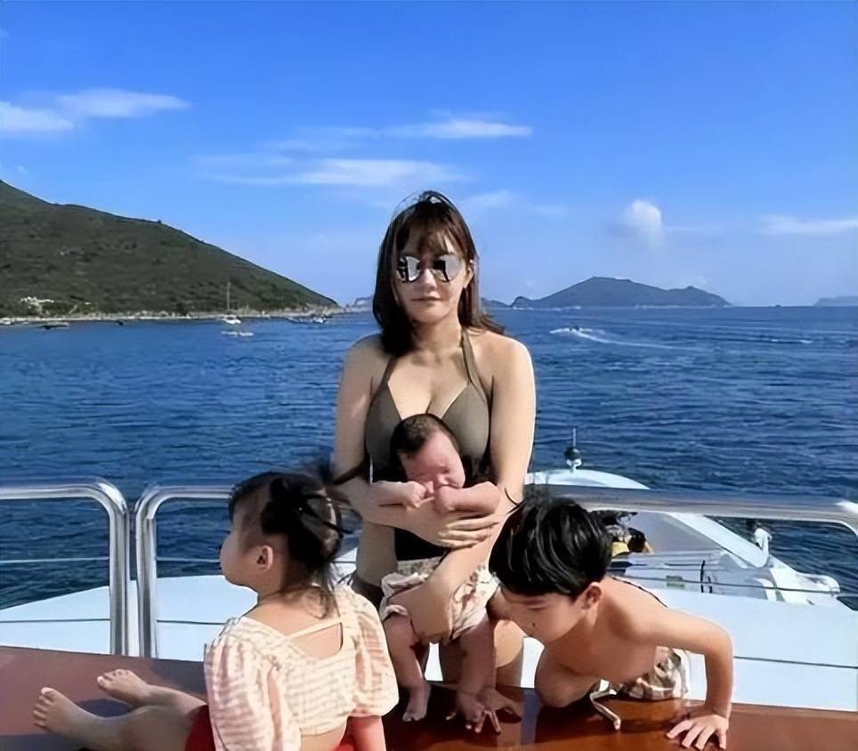 67岁香港富商与网红婚外情九年女方五年生了四胎原配毫不知情