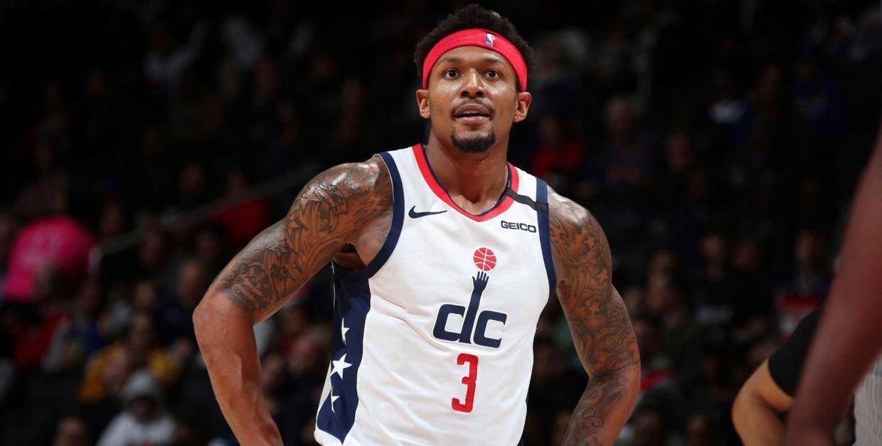 一季拉胯人设崩塌伤病缠身的五大球星恐难再求得一份薪水NBA最残酷的现实让昔日巨星陷入绝境