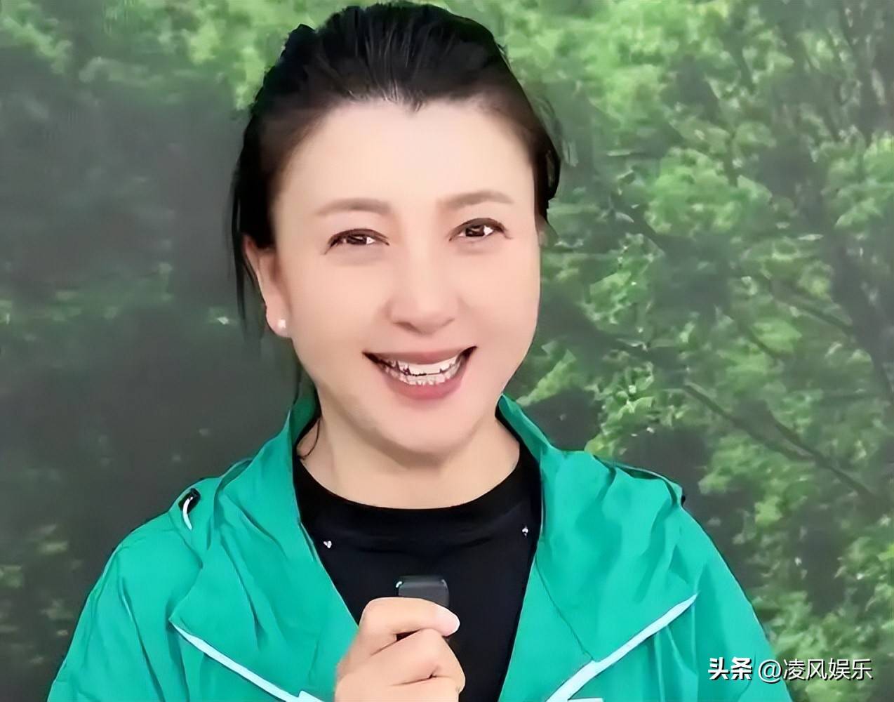 明星关注度排名:闫学晶第五唐国强上榜,第一引人注目