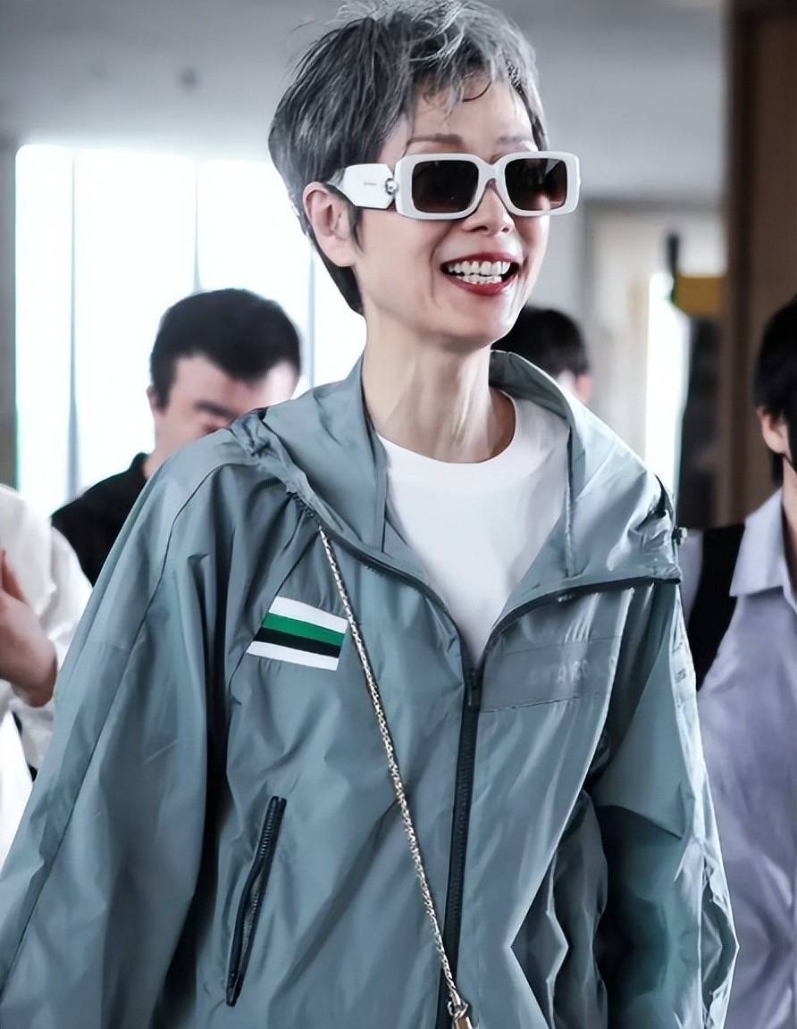 吴倩莲相关图片