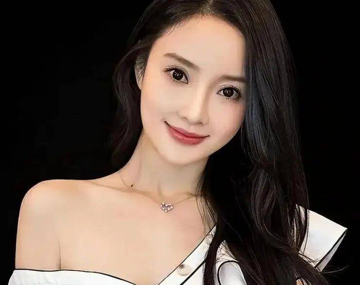 李小璐女儿甜馨承受舆论代价：一时糊涂毁半生