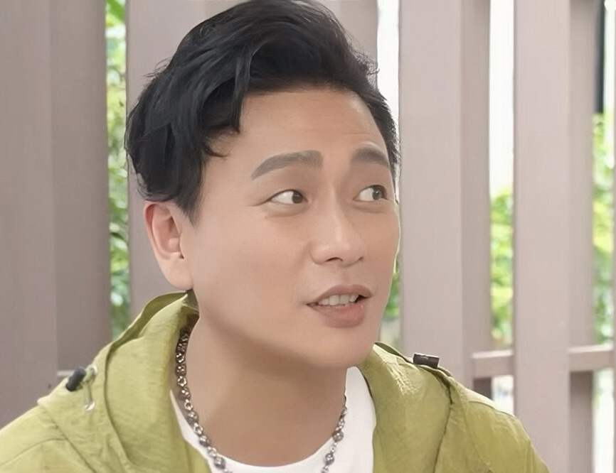 黄宗泽不婚原因曝光:因父母离异 计划花光积蓄