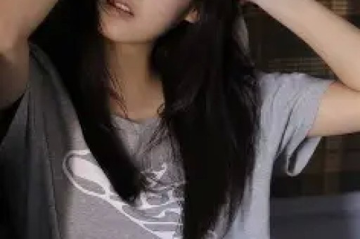 卖二手惹祸？两位明星人设崩塌处理方式大不同